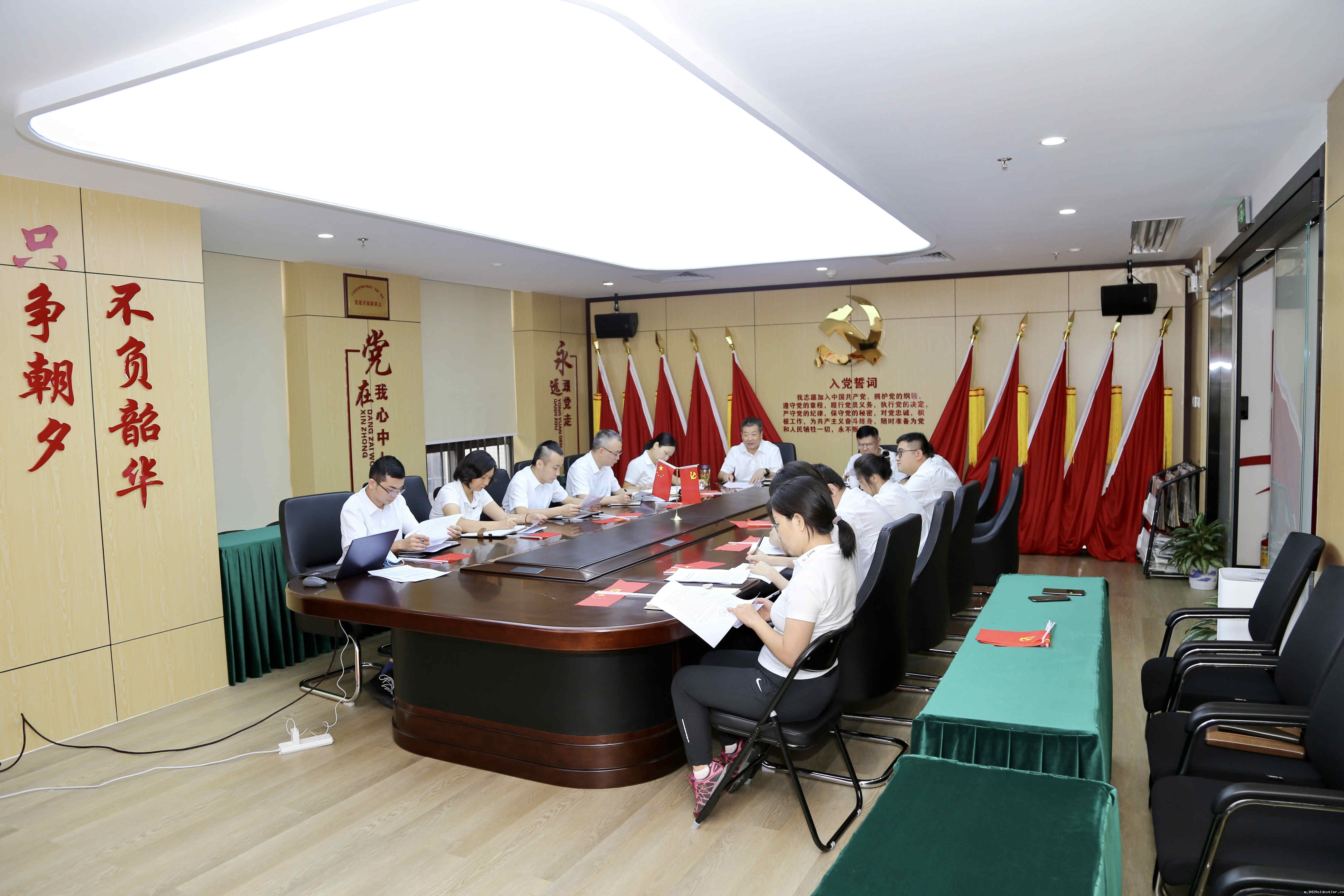 微信图片_202107011259391_副本.jpg 微信图片_202107011259391_副本.jpg