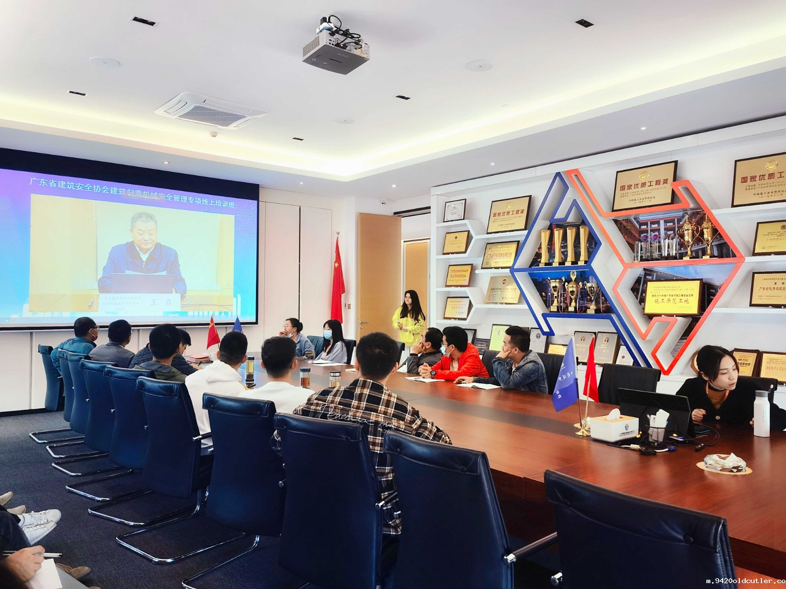 微信图片_202203011610277_副本.jpg