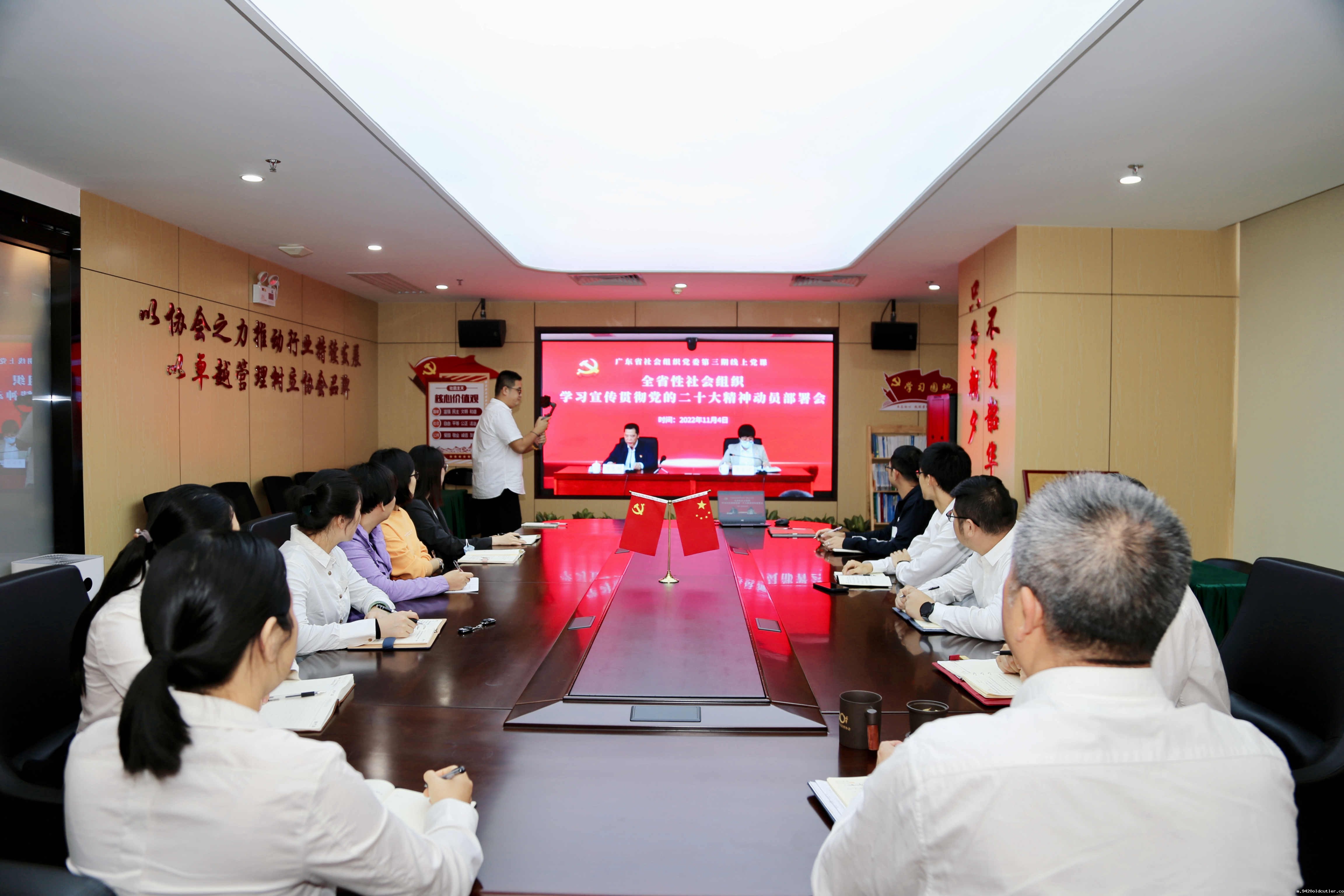 微信图片_202211041648103_副本.jpg 微信图片_202211041648103_副本.jpg