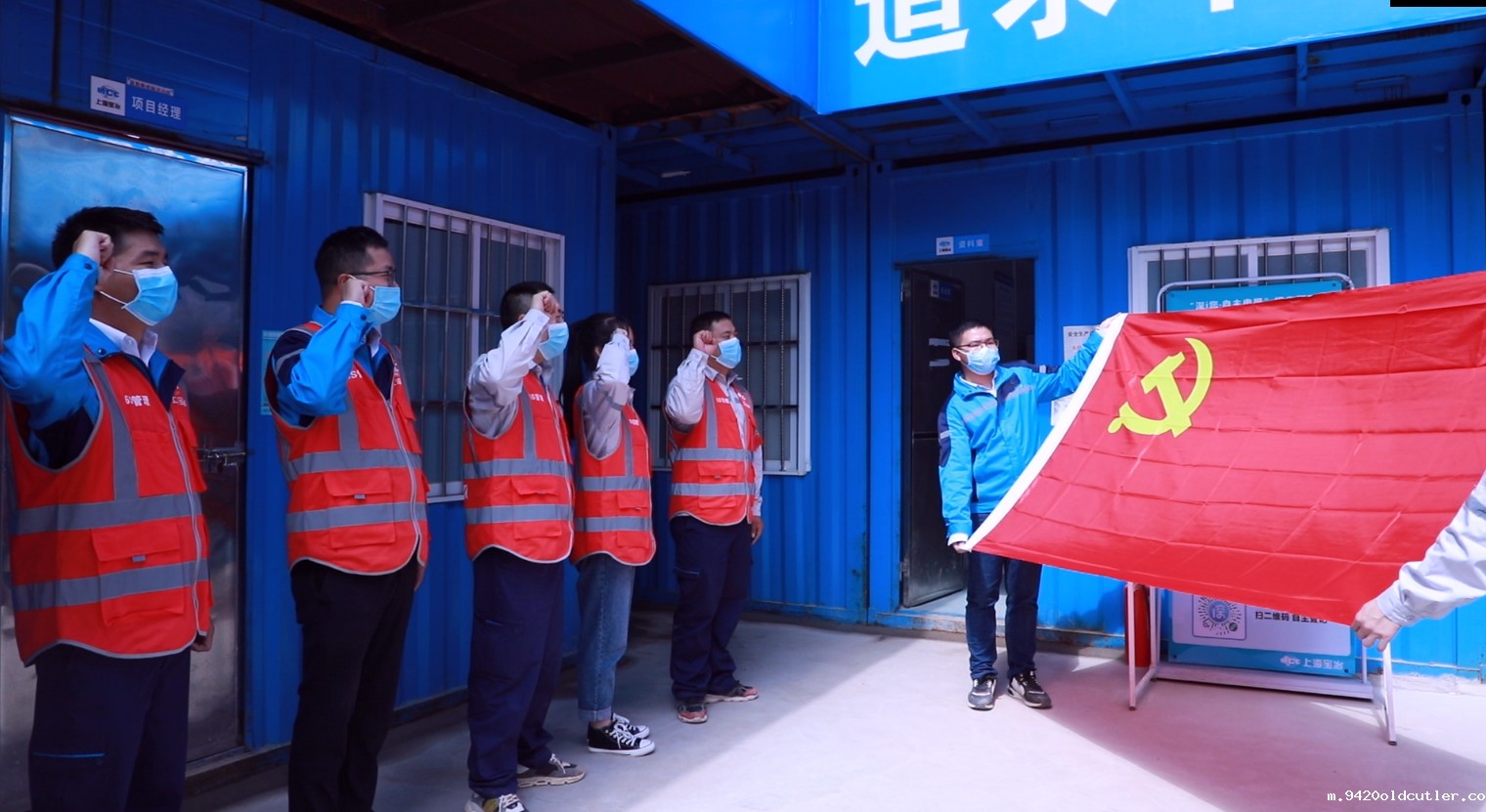 火速驰援医院建设 2.jpg